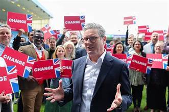 Britain Beyond the Two-Party System: Populism, Nationalism, and the Reshaping of the Political Order
