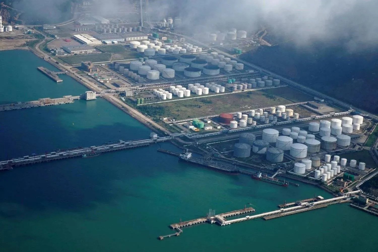 Washington’s Sanctions on Iran Put China’s Oil Purchases Under Scrutiny