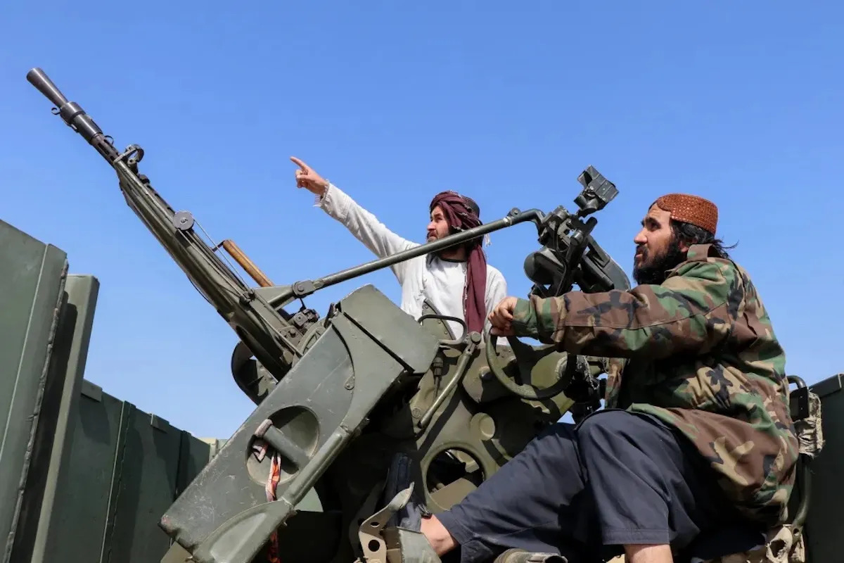 باكستان وأفغانستان تنزلقان نحو حرب مفتوحة