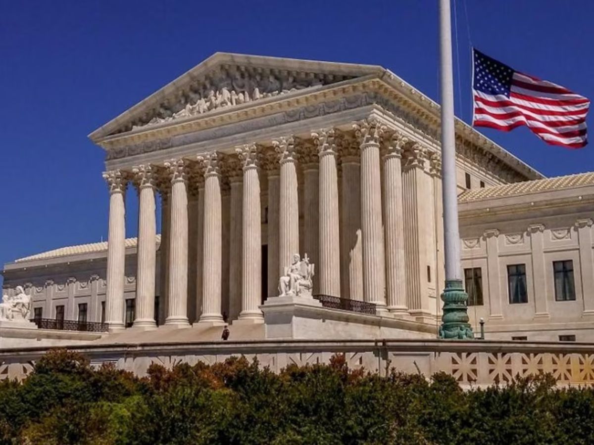 النفوذ التجاري الأمريكي بعد حكم المحكمة العليا: هل تمثل التحقيقات التجارية بديلاً لسياسة الرسوم الجمركية؟