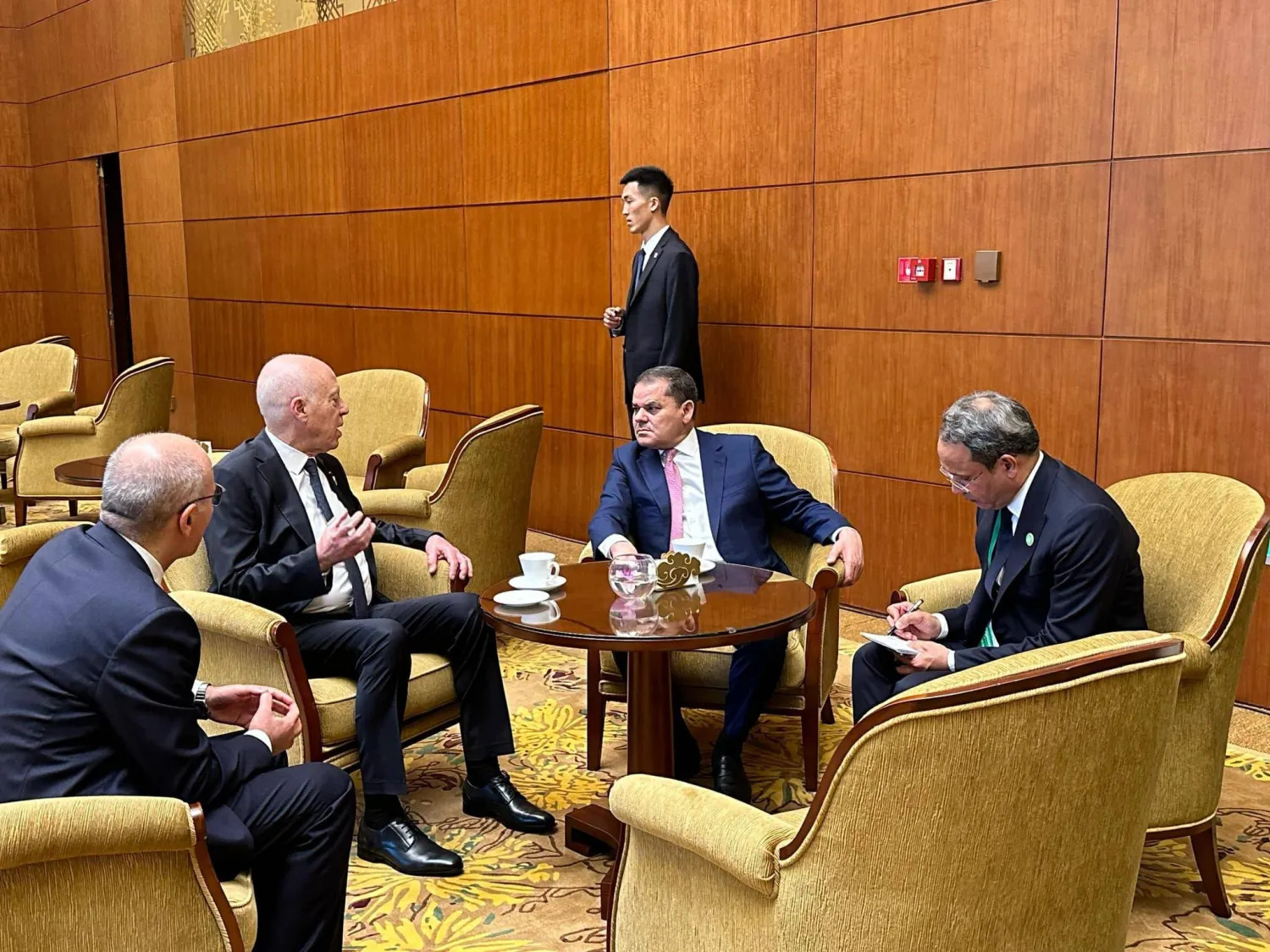 التعاون الحدودي بين تونس وليبيا: الأمن والتنمية في سياق التحولات الإقليمية